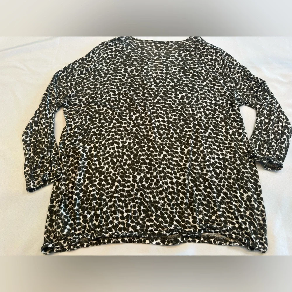 Michael Kors Black and White Knit Top Size XL